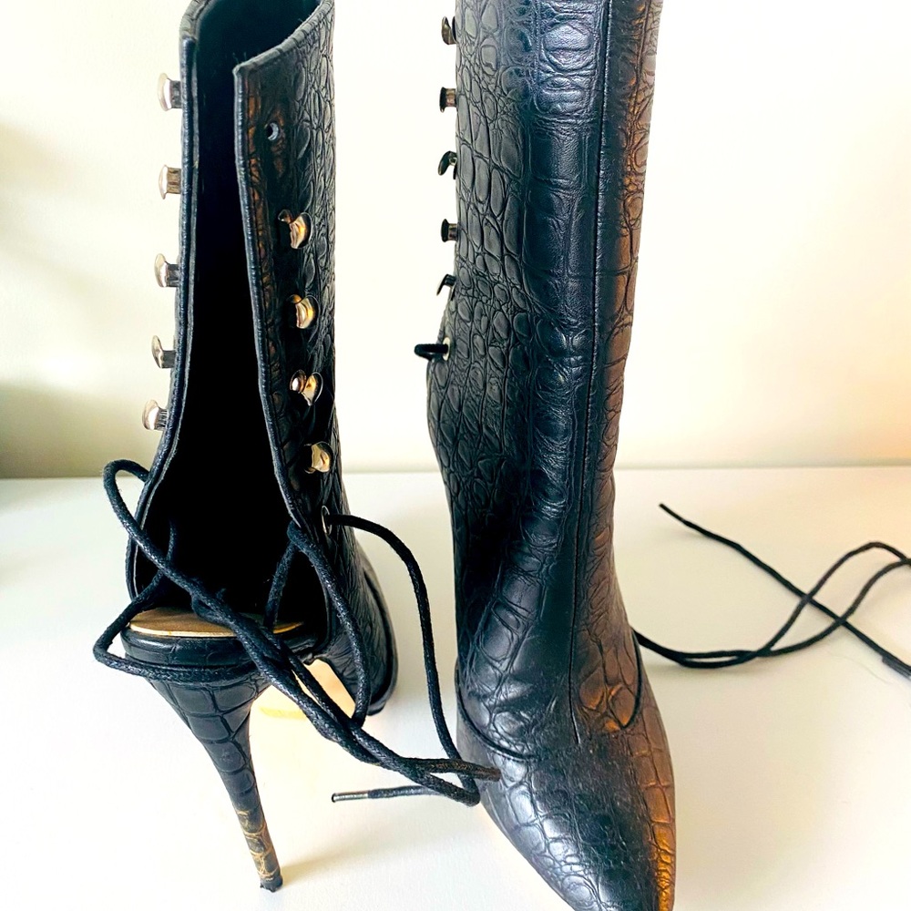 Size 7 Snakeskin black heel with lace up back